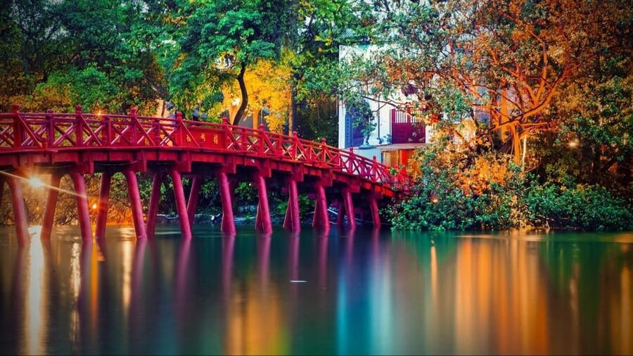 Hanoi City Half Day - A City Saves Traditional Beauties - Opera House and Cathedral: quick looks at Hanoi’s architecture