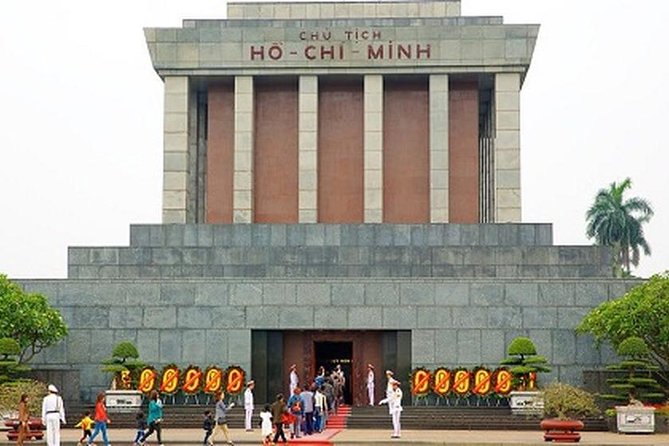 Hanoi City Half Day Private Tour: Hidden Corners & Train Street - Ho Chi Minh’s Mausoleum: the stop you must plan around