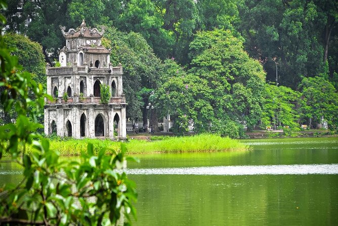 Hanoi City Half-Day Private Tour: Train Street And All Highlights - Long Bien Bridge: free time for photos and context