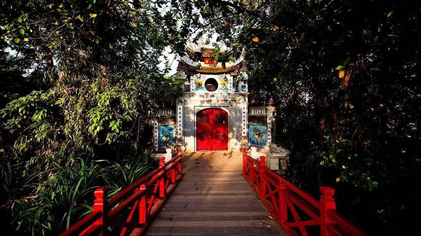 Hanoi City Half Day - The City Contains Cultural Beauty - Opera House and Cathedral: Hanoi’s Architectural “Other Chapter”
