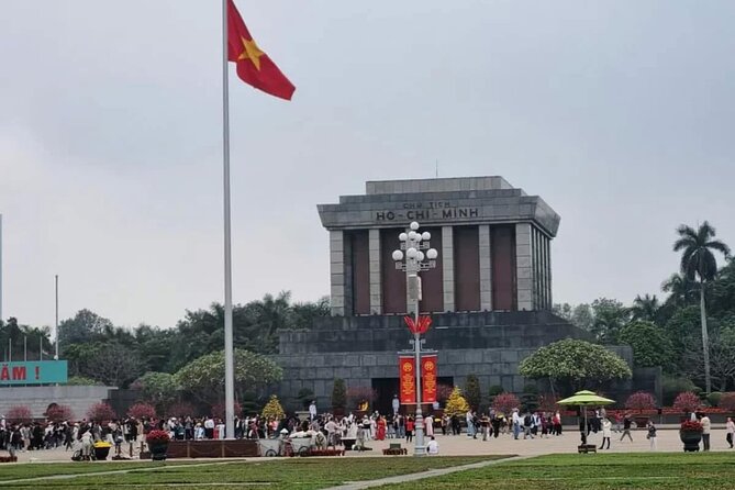 Hanoi City Highlight Full Day Tour With Bat Trang Pottery Village - Ho Chi Minh Mausoleum Area: Ba Dinh Square, Stilt House, One Pillar Pagoda