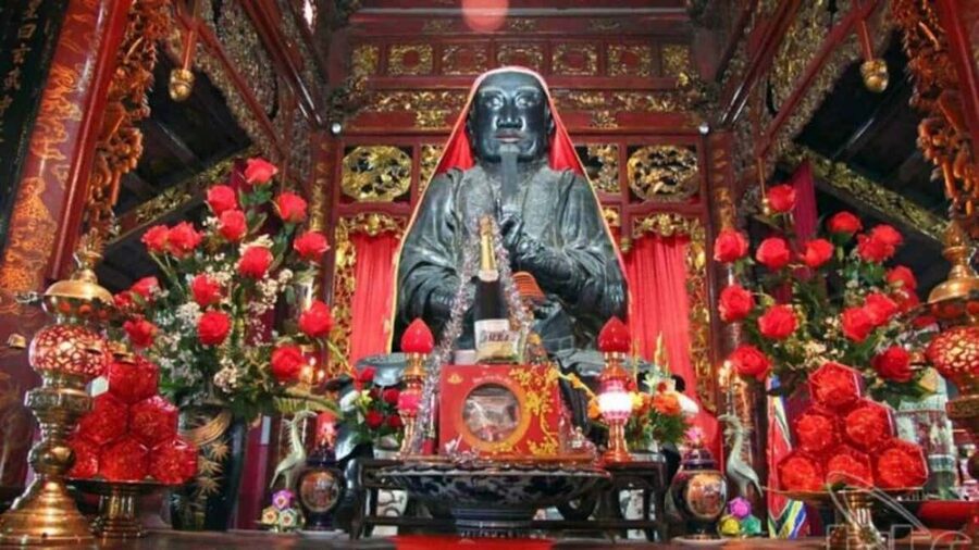 Hanoi City Highlights Walking Tour – Landmarks & History - Quan Thanh Pagoda: A Quiet Start Before the Big Stories