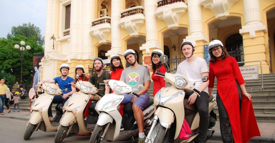 Hanoi: City Sightseeing Motorbike Tour - A half-day map of Hanoi from the back of a motorbike