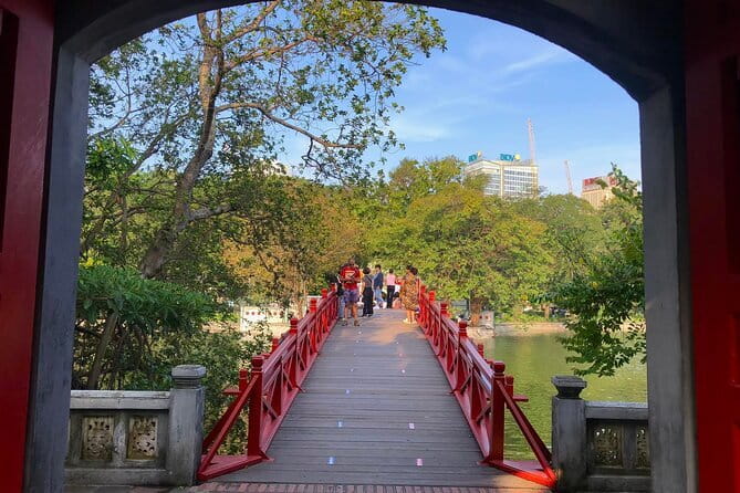 Hanoi City Tour: Private Half Day - Highlights and Train Street - Private half-day Hanoi: the practical way to do it