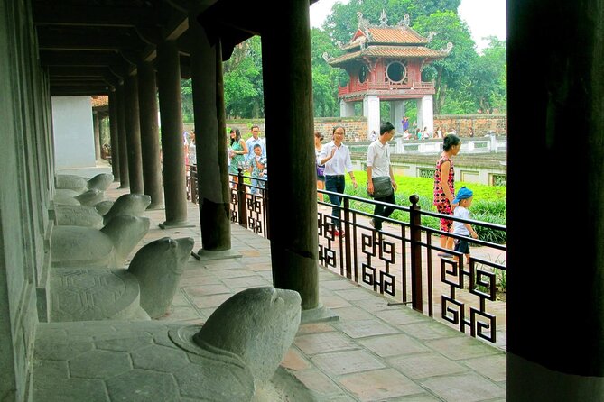 Hanoi city tour - Rising Dragon city - Stop 2: Ho Chi Minh’s complex and the easy walk to One Pillar Pagoda