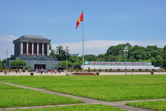 Hanoi City Tour with Lunch and Vegetarian Option - Pickup in the Old Quarter: Where Your Day Starts Fast