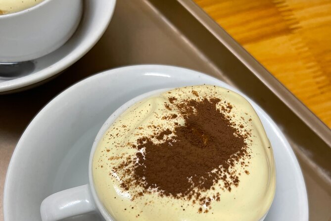 Hanoi Coffee Class learning 5 famous coffee in Hanoi - Meeting at 8 P. Gia Ngư: Getting Oriented Fast