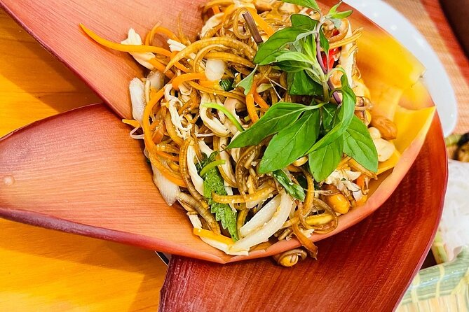 Hanoi Cooking Class Learning 5 Dishes including Banh Xeo - Hanoi’s biggest market stop: where the trip starts