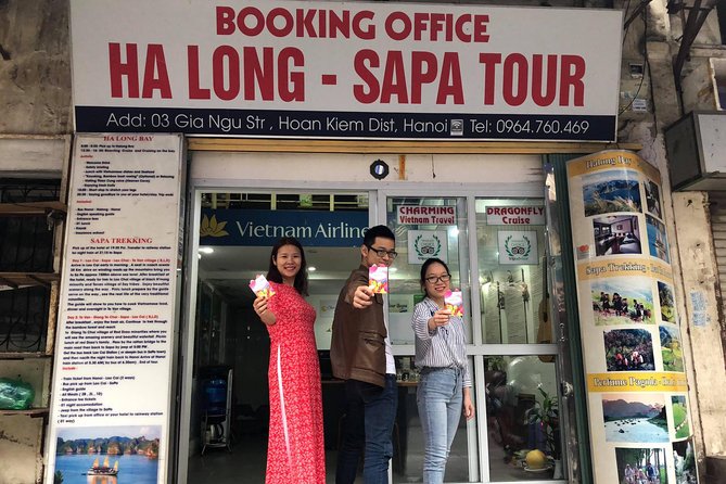 Hanoi Cyclo City Tour Including Water Puppet Show - How the show feels after the streets