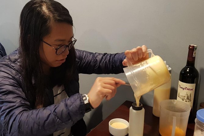 Hanoi daily egg coffee making course with local guide - Meeting at Hong Hoai’s Restaurant: Location That Keeps You Centered