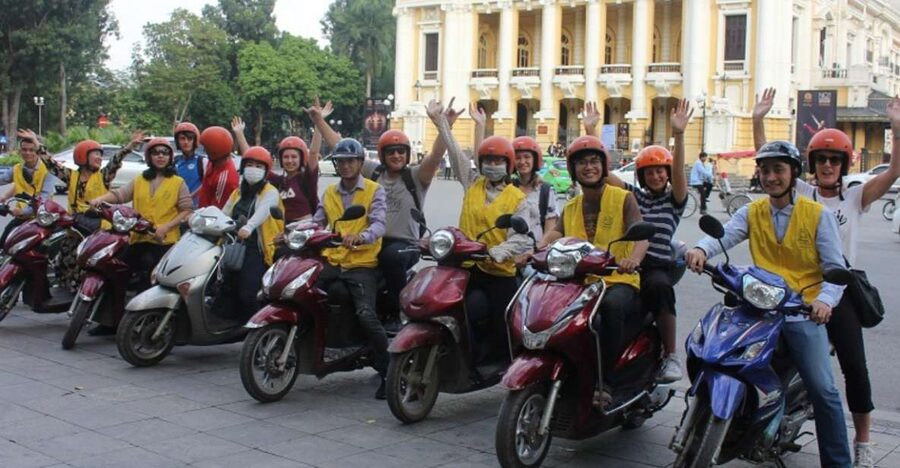 Hanoi: Food and Sightseeing Motorbike Tour with 7 Tastings - Key things that make this tour worth your evening