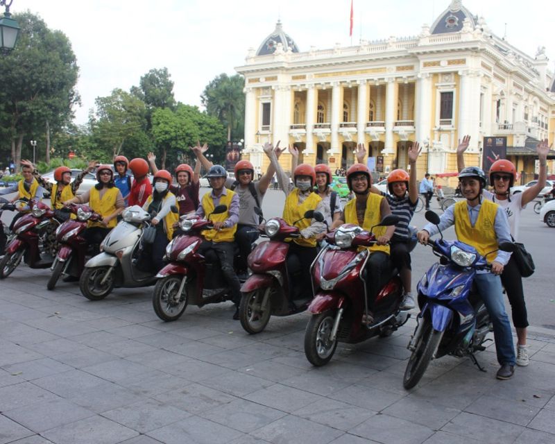 Hanoi: Food and Sightseeing Motorbike Tour with 7 Tastings - The 3.5-hour flow: West Lake to night snacks to Train Street