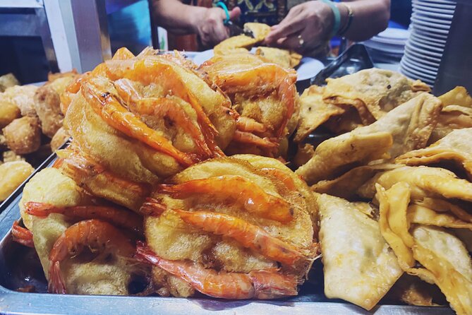 Hanoi food tour-Local street food tour (food&guide included) - Hoan Kiem Lake: the easy, scenic start that sets your appetite