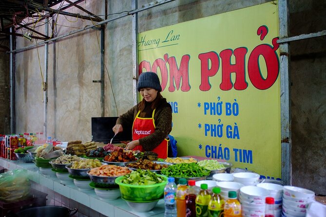 Hanoi Food & Train Street Tour - Group size: small enough to feel cared for