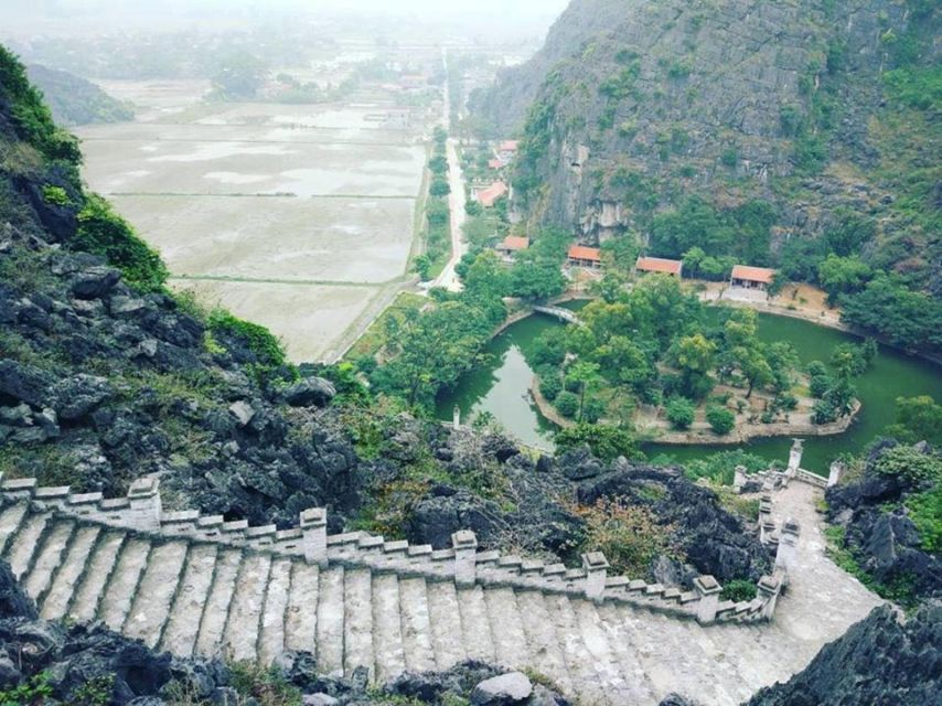 Hanoi: Full Day Guided Tour of Hoa Lu, Tam Coc, and Mua Cave - Who should book this tour (and who might pass)