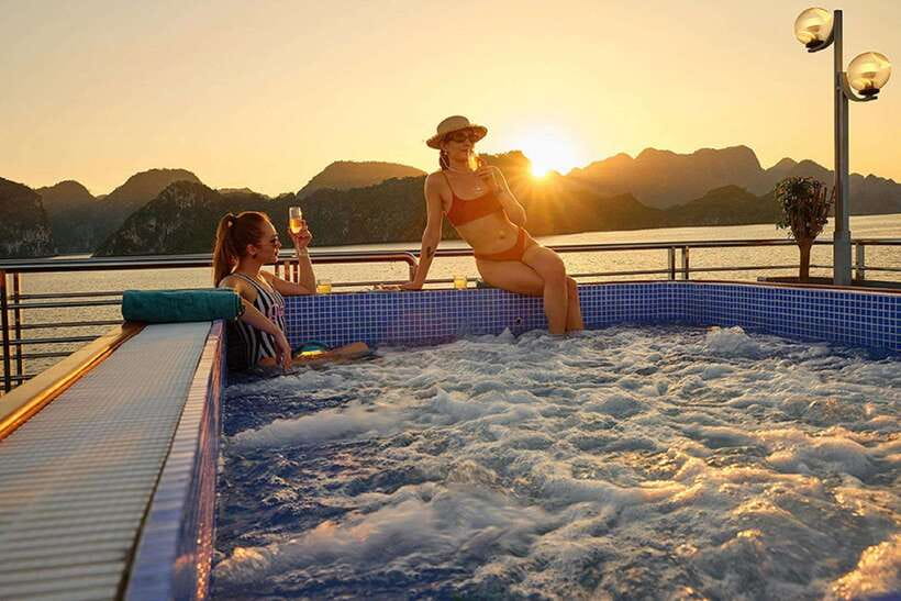 Hanoi: Full-Day Halong Bay 5-star Cruise with Kayak & Buffet - Luon Cave by kayak: cool water time, not just another boat ride