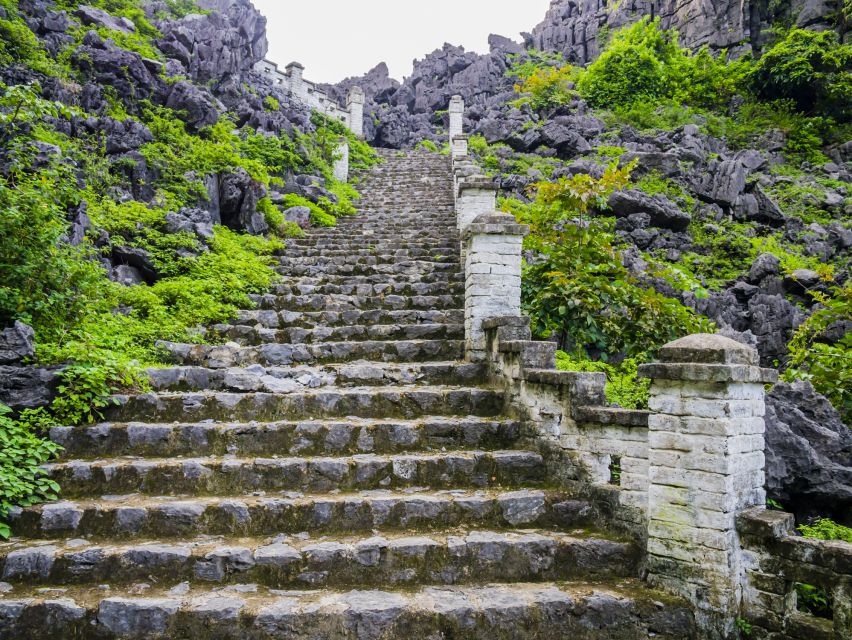 Hanoi: Full Day Tour of Hoa Lu, Tam Coc, and the Mua Cave - Key Highlights at a Glance