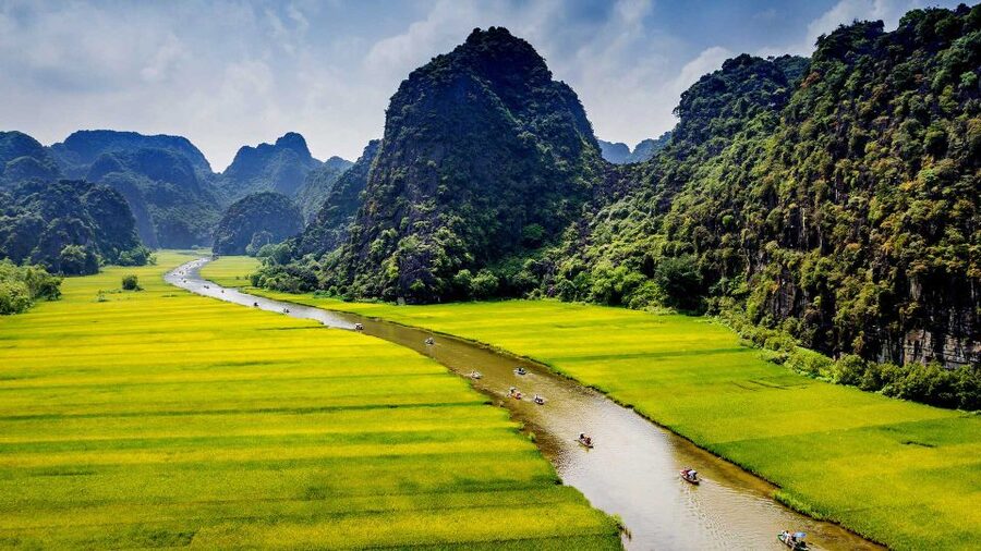Hanoi: Full Day Tour of Hoa Lu, Tam Coc, and the Mua Cave - Mua Cave (Dancing Cave) and the 500-step view from Lying Dragon Mountain
