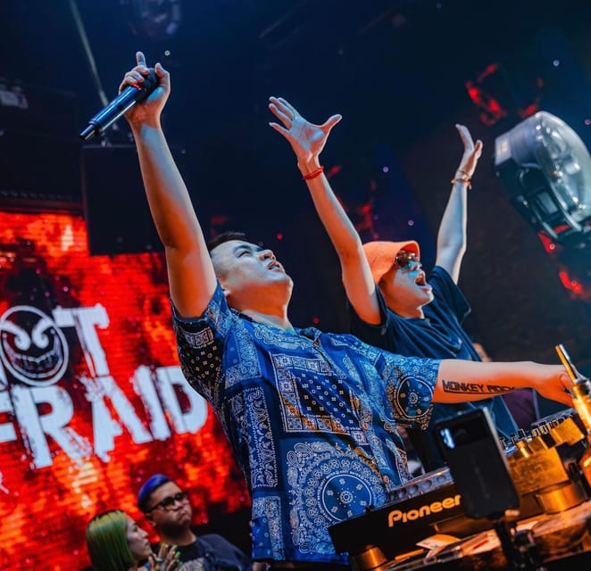 Hanoi: Guided Bar Crawl with Drinks and Nightclub Entry - The guide matters: Nicky, safety, and keeping the night on track