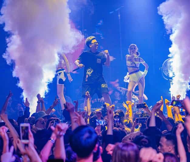 Hanoi: Guided Bar Crawl with Drinks and Nightclub Entry - Price and value: $52 plus tax, and what you’re buying