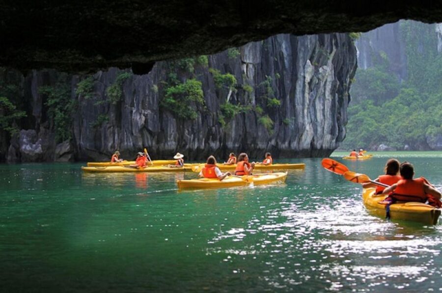 Hanoi: Ha Long Bay Cruise Day Tour visit Titop island & Cave - Luon Cave: kayaking or bamboo boat through a water cave feel