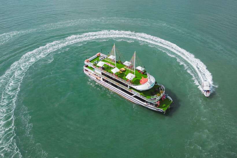 Hanoi: Ha Long Bay Day Tour - Apollo Cruise, Jacuzzi, Buffet - Lunch onboard while the limestone scenery rolls by