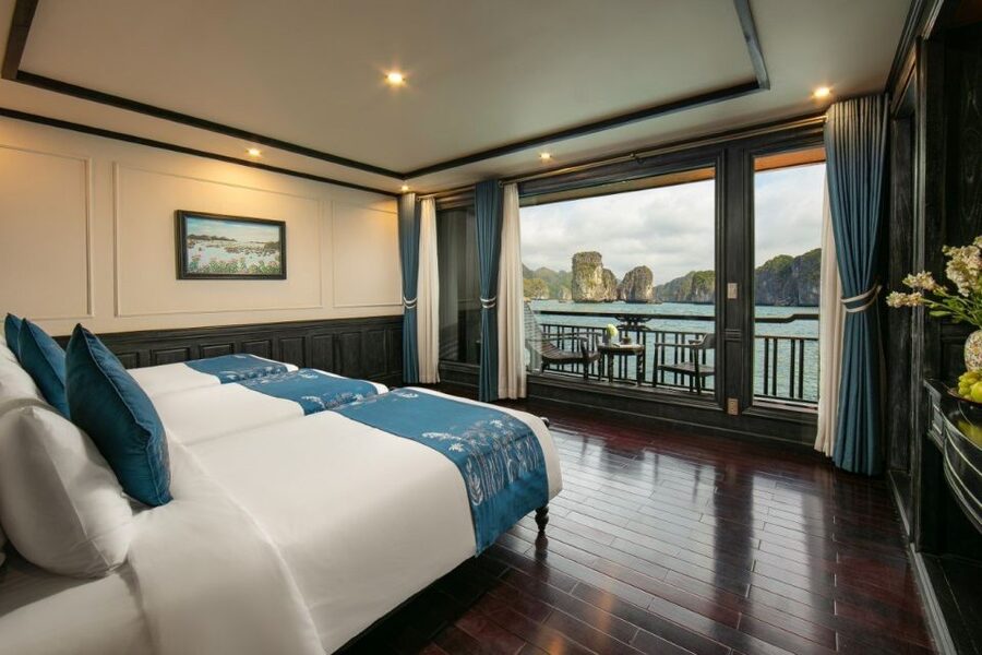 Hanoi: Halong Bay 2-Day 5-Star Balcony Cruise & Bathtub - Food on board: Vietnamese meals, international options, and meal breaks that keep you happy