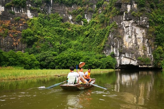 Hanoi - Halong Bay - Sapa - Airport (5days) - Private English-Speaking Driver: the Real Vietnam, Not a Checklist