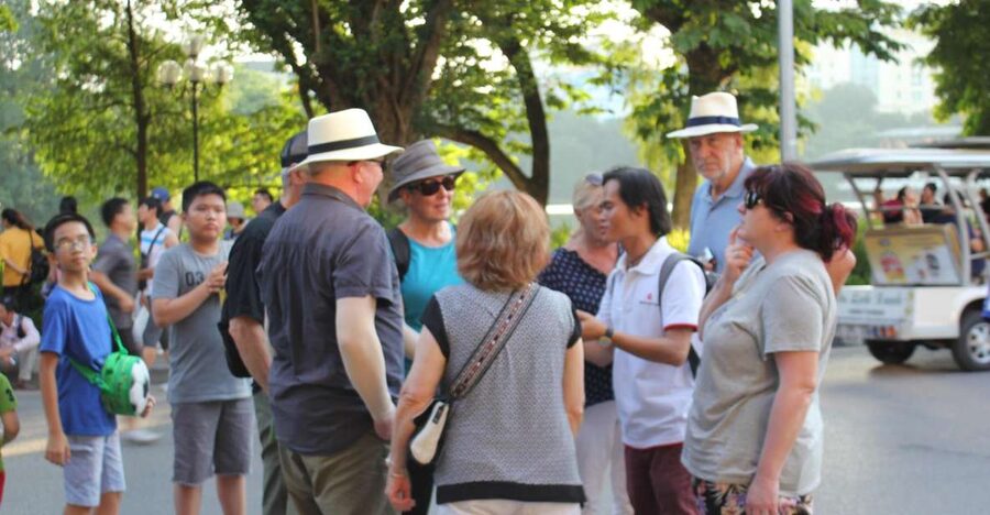 Hanoi Highlights: Full-Day Small Group City Tour with Lunch - Why This Hanoi Route Works (Even If You’re Short on Time)