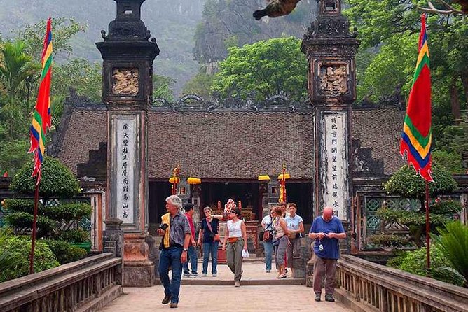 Hanoi - Hoa Lu - Tam Coc - Mua Cave - 1 Day / By Luxury Limousine & Small Group - Price and value check: why $59 can make sense
