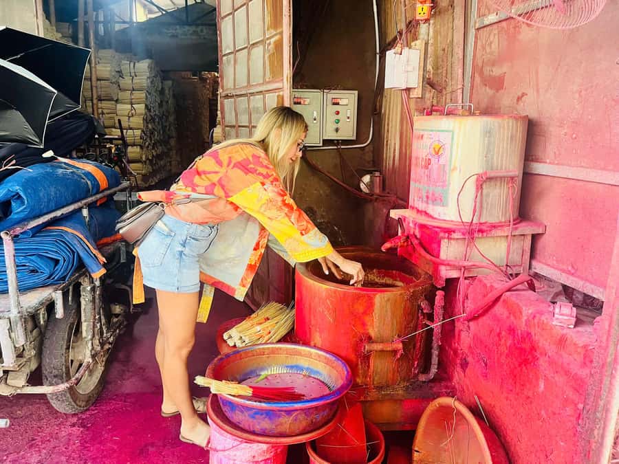 Hanoi: Incense Village, Conical Hat, & Dough Figurines Tour - A hands-on craft day near Hanoi’s real villages