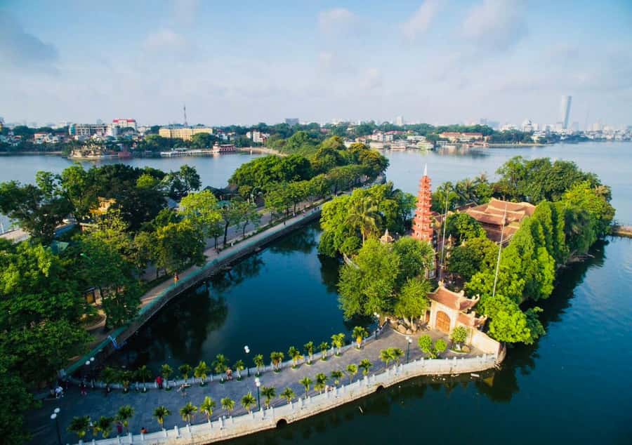 Hanoi: Incense Village, Conical Hat, & Dough Figurines Tour - Incense factory visit and the village photo moment