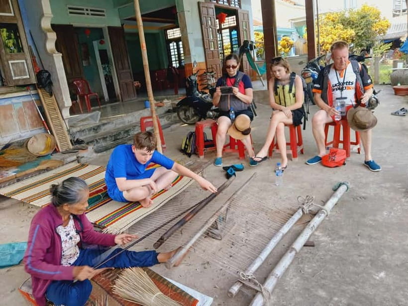 Hanoi: Incense Village, Hat Village or Weave Mat SMALL GROUP - Key points worth knowing before you go