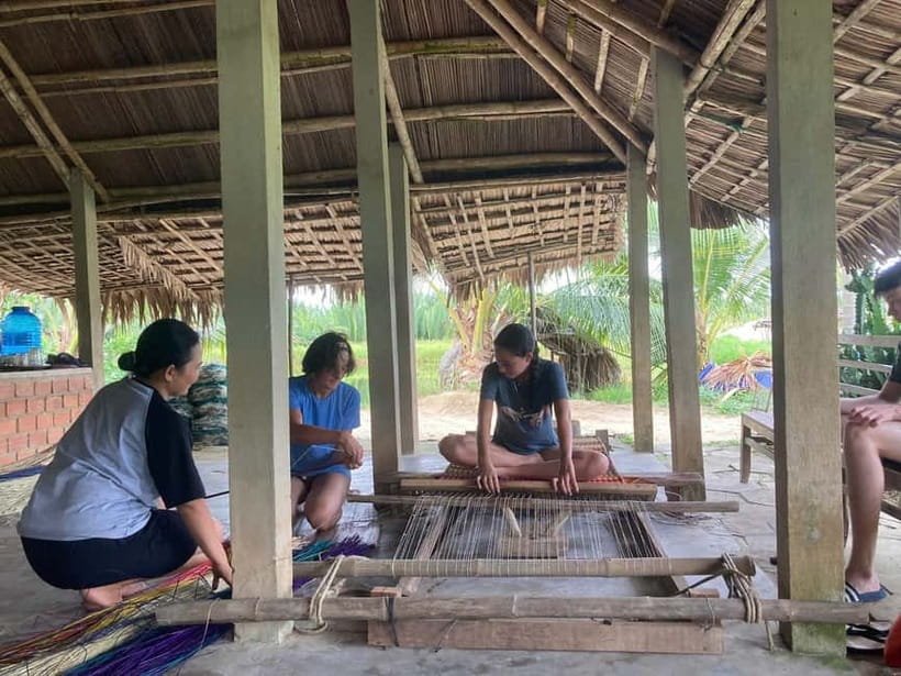 Hanoi: Incense Village, Hat Village or Weave Mat SMALL GROUP - Two different craft routes from Hanoi’s Old Quarter