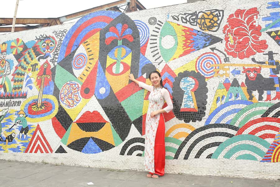 Hanoi: Instagram-Worthy Tour of City’s Most Scenic Spots - Train Street: coffee-by-the-tracks photos you’ll actually remember