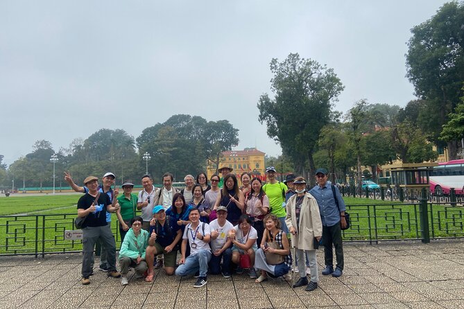 Hanoi Jeep Tour: City Highlights, Train St & Hidden Gems - Tao Sach Pagoda: calm temple time without the tour-bus rush
