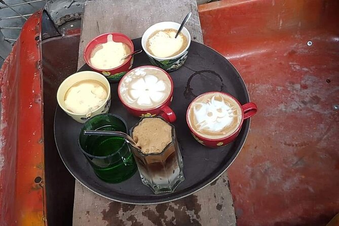 Hanoi Jeep Tour: Food, Culture and Fun by Vietnam Army Jeep - Hanoi Train Street: coffee while the train makes the scene