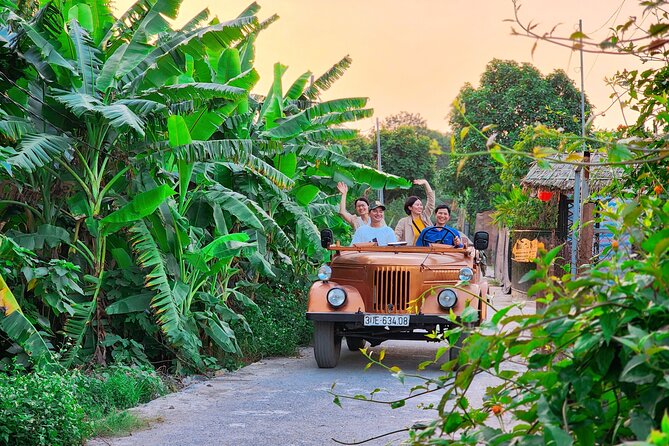 Hanoi Jeep Tour: Red River Countryside+ Backstreet+ Train-street - Lunch at the end: what’s included at Hidden Gem Café Hanoi