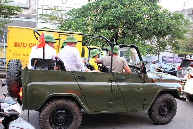 Hanoi Jeep Tours Led By Women: Hanoi Countryside Jeep Tours - Lại Đà temple and the 200-year-old house tea chat