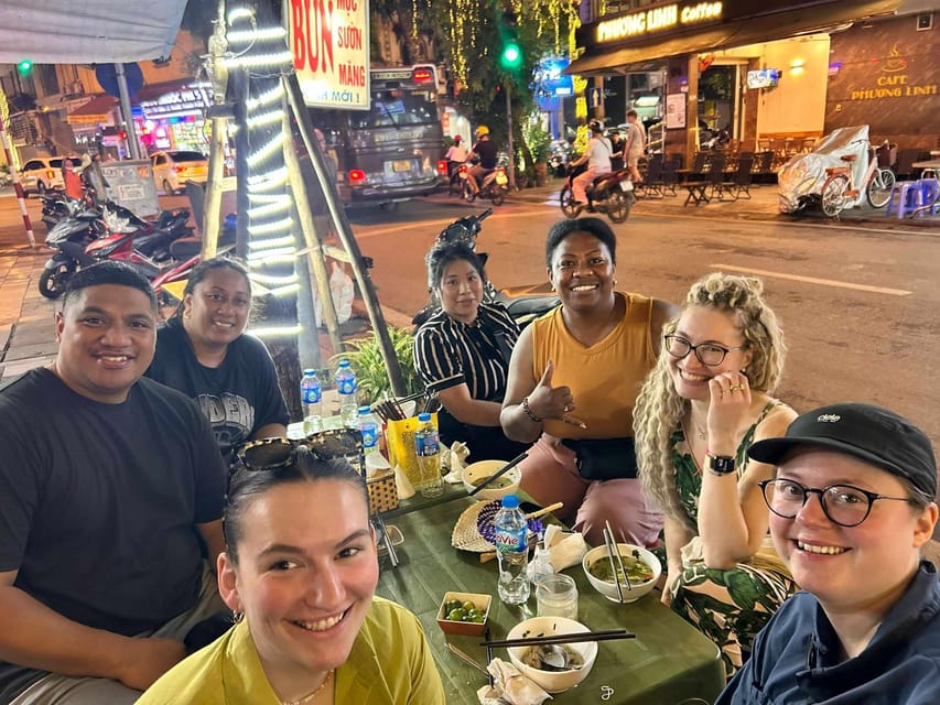 Hanoi Local Spa - Foot soaking with nature medicine: the warm-up that sets expectations