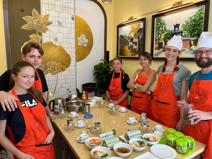 Hanoi: Maya Traditional Cooking Class & Market Tour - Fried spring rolls: the classic you make with your hands