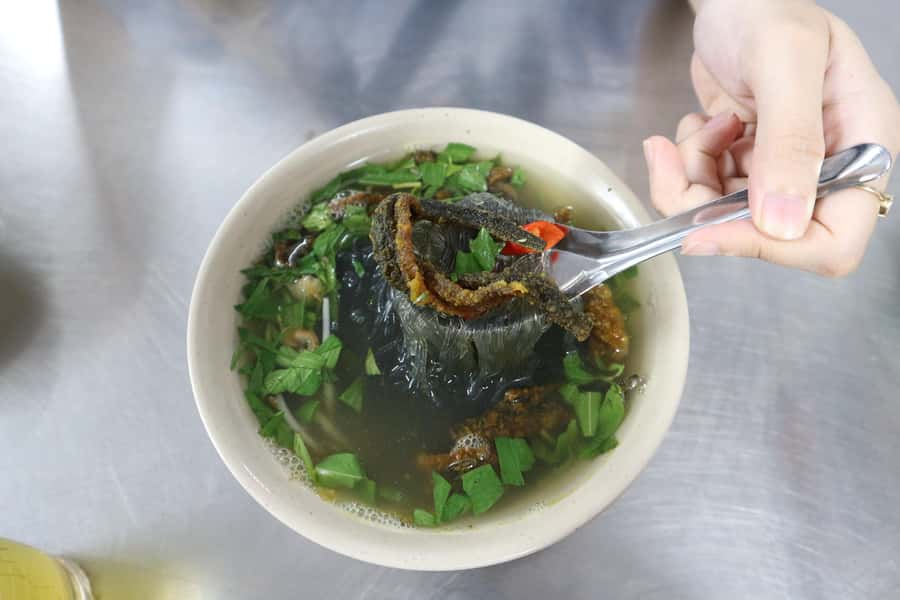 Hanoi: Michelin Guide Street Food Tour with Spa Experience - Key things to know before you go
