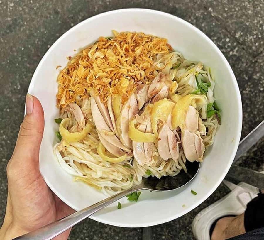 Hanoi: Michelin Guide Street Food Tour with Spa Experience - 30-minute spa massage in the Old Quarter: foot or head wash