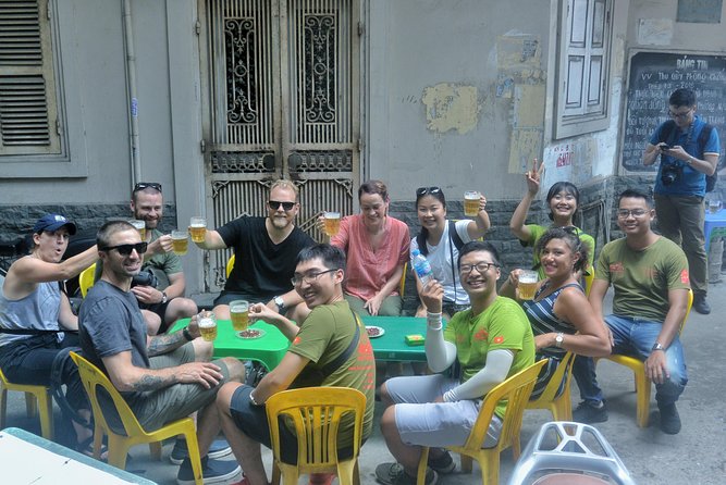 Hanoi Michelin Star Walking Food Tour & Train Street - Egg coffee, Bia Hoi, and chè: the Hanoi finishing sequence
