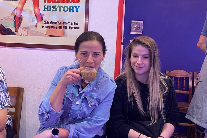 Hanoi Motorbike Tours with Female Riders - Stop 4: Hồ Trúc Bạch and Ngũ Xã Island for specific local dishes