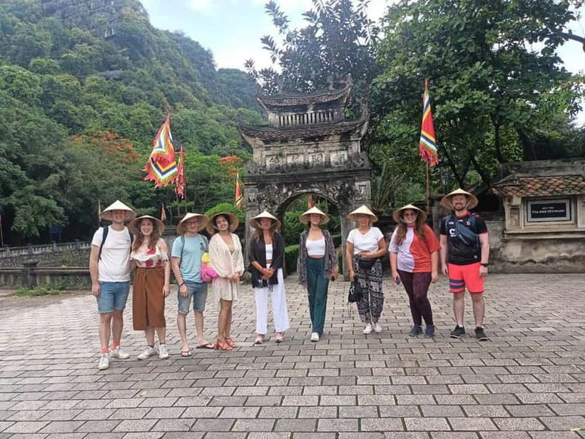 Hanoi/Ninh Binh: 1-Day Tam Coc/Trang An, Hoa Lu & Mua Caves - Key things to know before you go