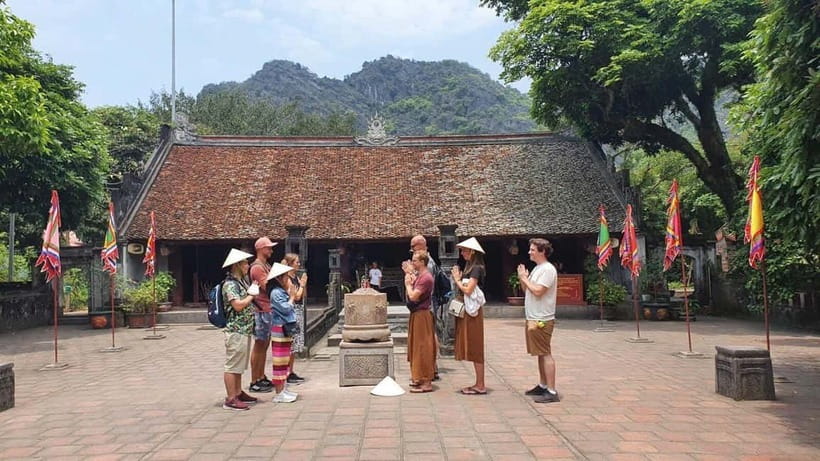 Hanoi/Ninh Binh: 1-Day Tam Coc/Trang An, Hoa Lu & Mua Caves - Bike through local villages: why the pedal segment is more than exercise