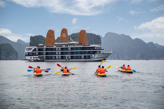 Hanoi, Ninh Binh and Ha Long 6 Day 5 Night Overnight Cruise Tour - Hanoi egg coffee and Hoan Kiem Lake: a fast start that feels like Vietnam