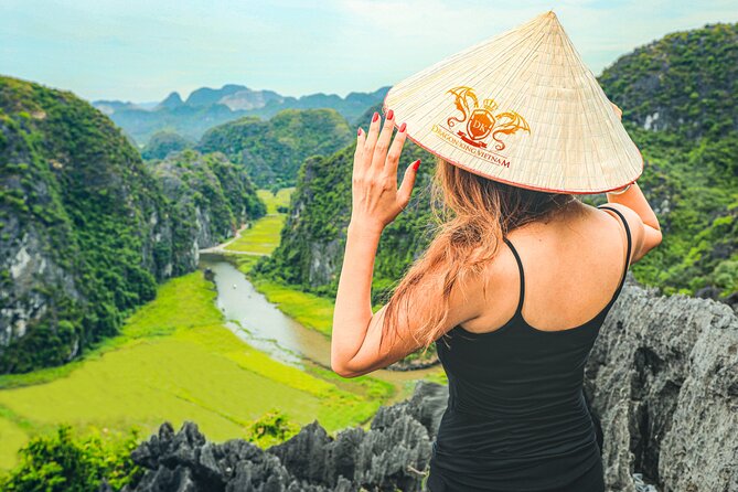 Hanoi, Ninh Binh and Ha Long 6 Day 5 Night Overnight Cruise Tour - Small group size and English guidance: why the flow feels smooth