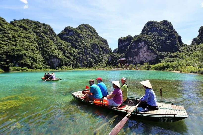 Hanoi: Ninh Binh, Bai Dinh/Hoa Lu, Trang An, & Mua Cave Tour - Bai Dinh Pagoda or Hoa Lu cycling: choose your first flavor